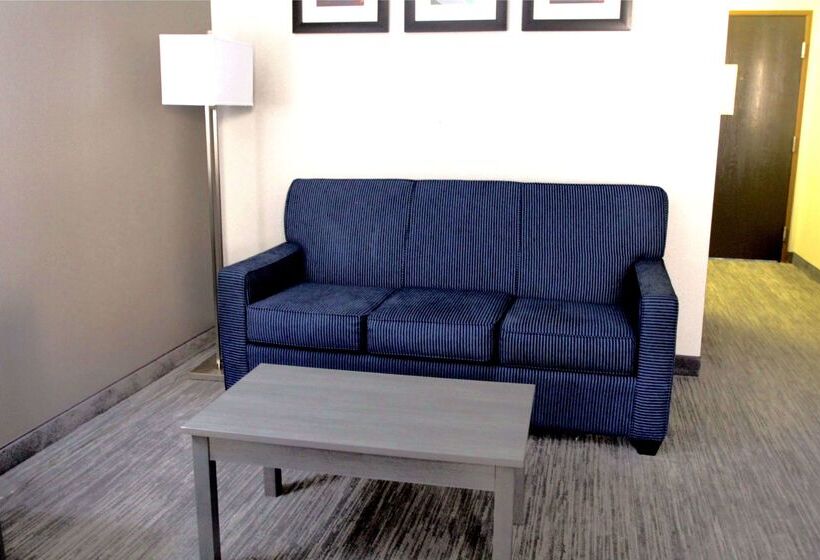 호텔 Baymont By Wyndham Lafayette   Purdue University