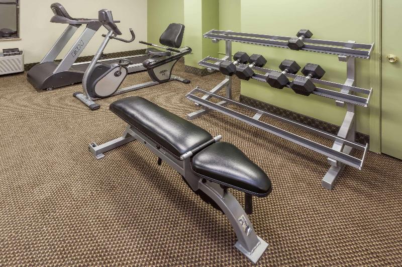 호텔 Baymont By Wyndham Lafayette   Purdue University