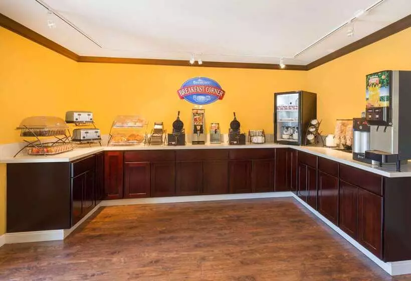 호텔 Baymont By Wyndham Modesto Salida