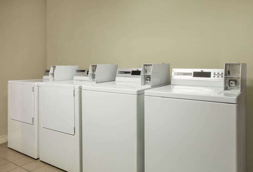 فندق Baymont By Wyndham Modesto Salida