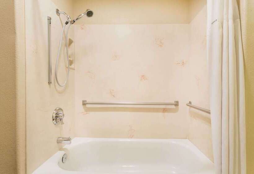 فندق Baymont By Wyndham Modesto Salida