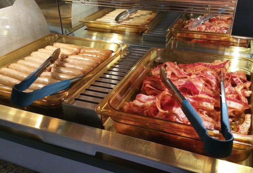 בית מלון כפרי Coastside Inn