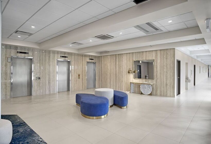 Holiday Inn Hotel & Suites Chicago   Downtown, An Ihg