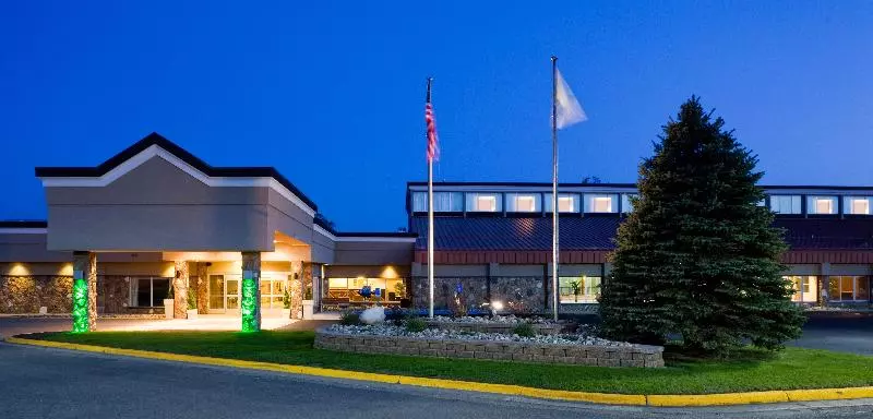 호텔 Holiday Inn Detroit Lakes, An Ihg