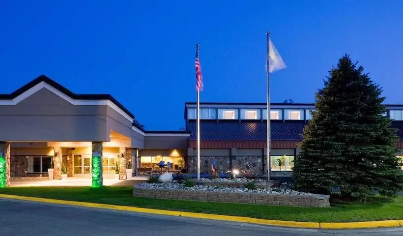 호텔 Holiday Inn Detroit Lakes, An Ihg