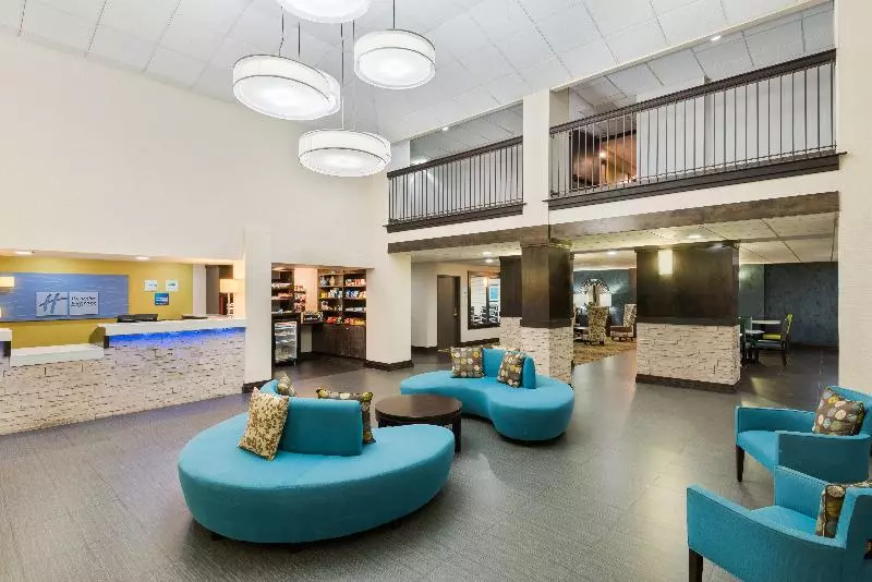 Holiday Inn Express Hotel & Suites Bentonville, An Ihg