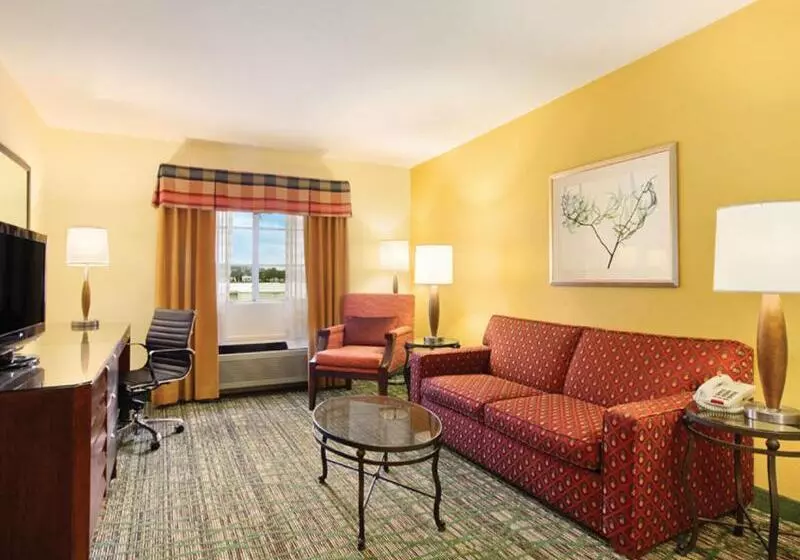 Holiday Inn Express Hotel & Suites San Diego Escondido, An Ihg