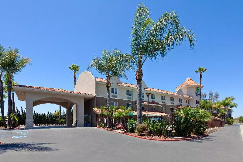 Holiday Inn Express Hotel & Suites San Diego Escondido, An Ihg