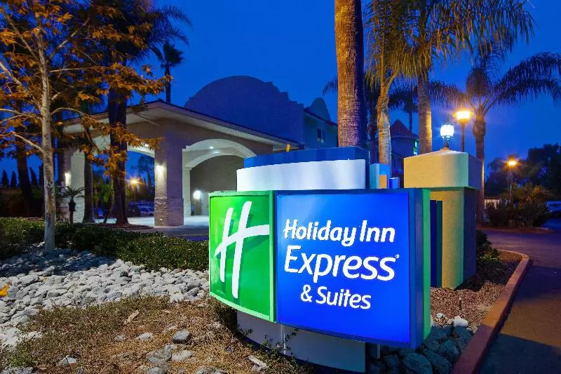 Holiday Inn Express Hotel & Suites San Diego Escondido, An Ihg