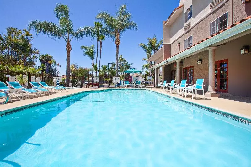 Holiday Inn Express Hotel & Suites San Diego Escondido, An Ihg