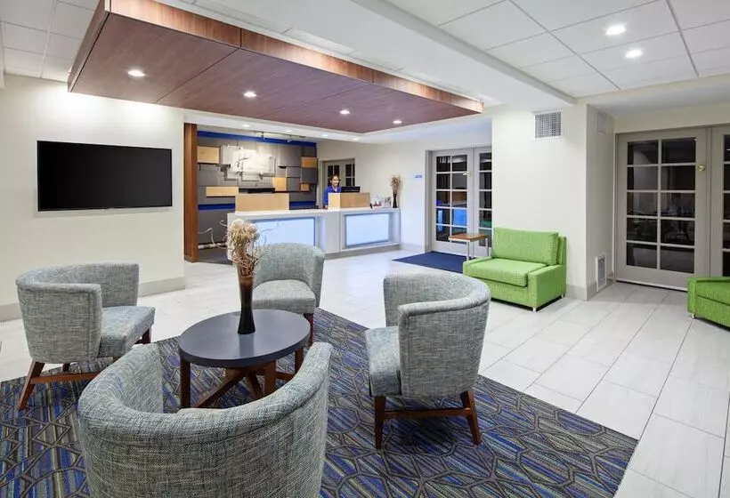 Holiday Inn Express Hotel & Suites San Diego Escondido, An Ihg