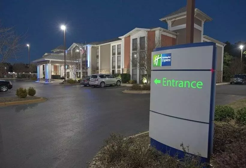 בית מלון כפרי Holiday Inn Express Anderson I 85   Exit 27  Highway 81, An Ihg