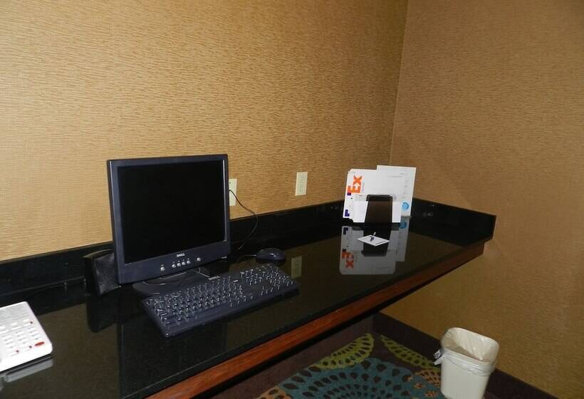 Szálloda Holiday Inn Express Anderson I 85   Exit 27  Highway 81, An Ihg