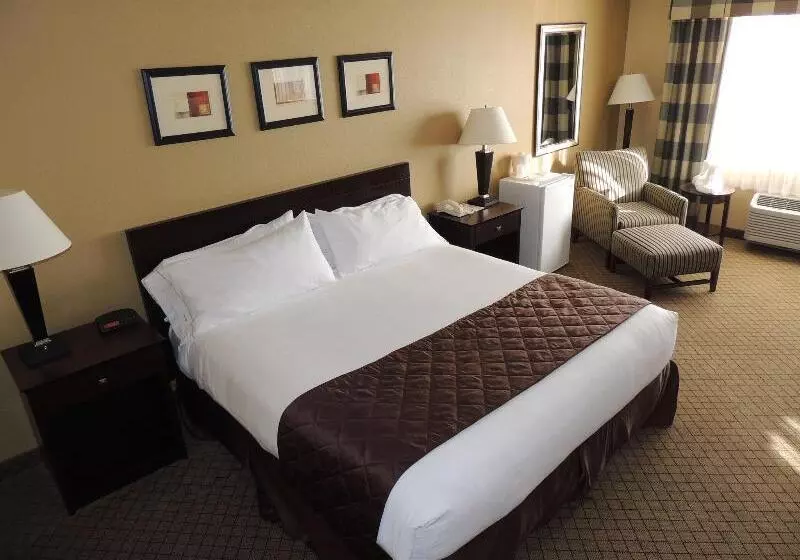 בית מלון כפרי Holiday Inn Express Fallon By Ihg