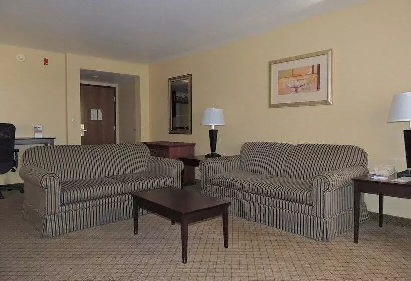 בית מלון כפרי Holiday Inn Express Fallon By Ihg