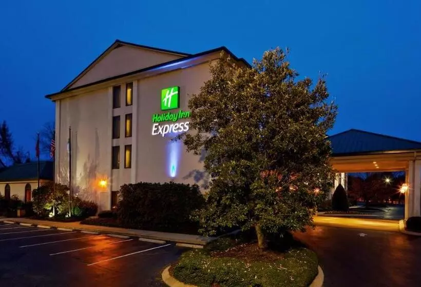 Отель Holiday Inn Express Nashville Hendersonville, An Ihg