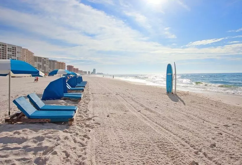 酒店 Holiday Inn Express Orange Beach   On The Beach, An Ihg