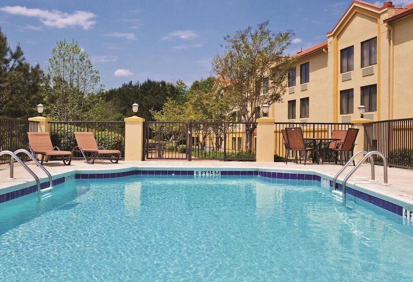 בית מלון כפרי La Quinta By Wyndham Lagrange / I 85