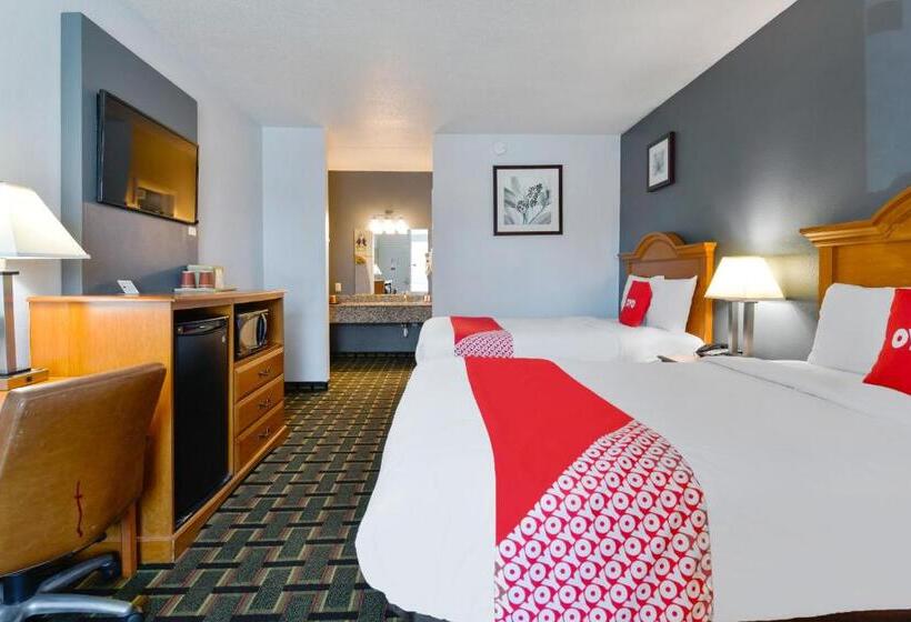 فندق Lake Park Inn Express