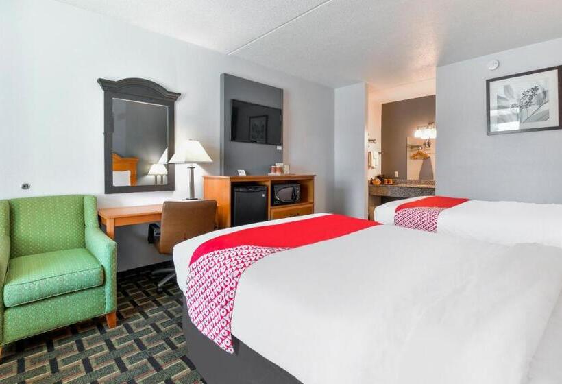 فندق Lake Park Inn Express