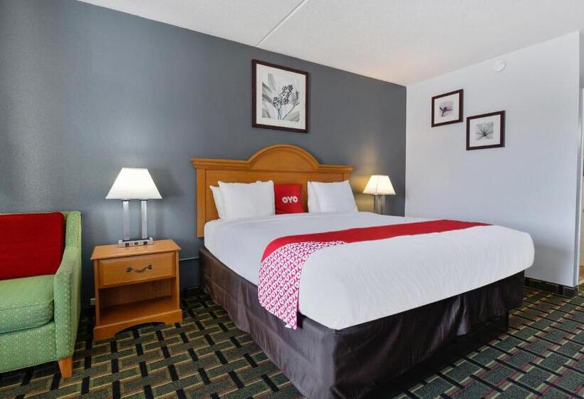 فندق Lake Park Inn Express