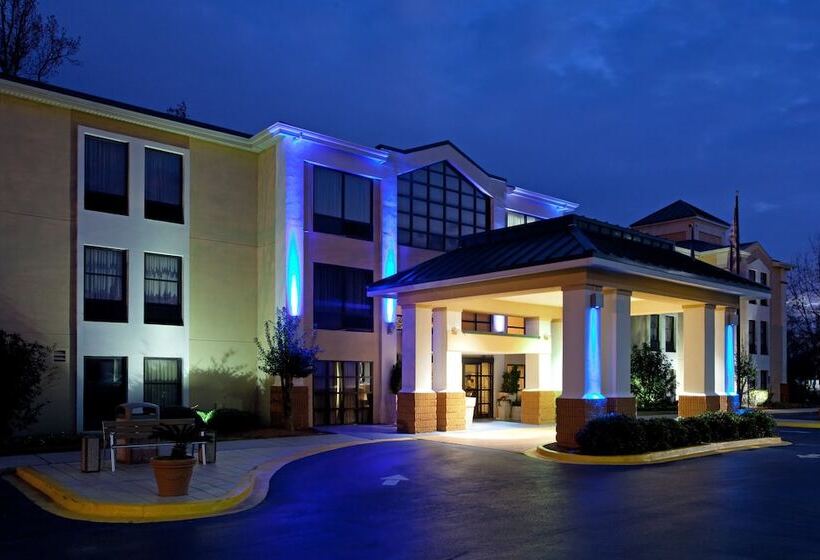 Отель Lexington Inn And Suites