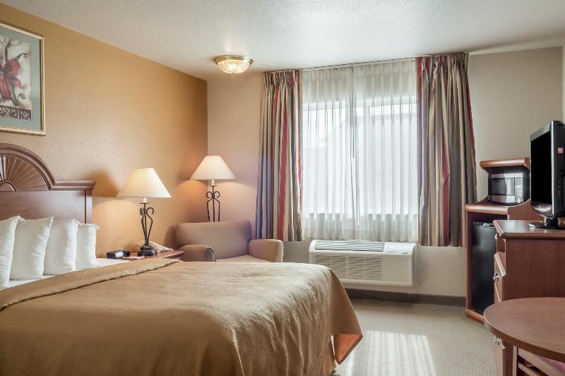 בית מלון כפרי Quality Inn Huron