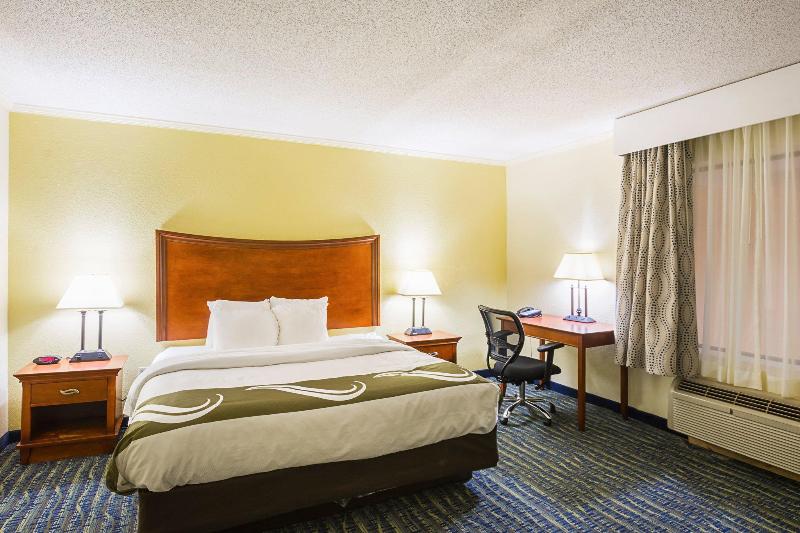 فندق Quality Inn & Suites Florence Civic Center