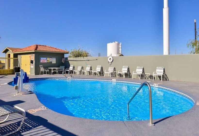 בית מלון כפרי Quality Inn Van Horn