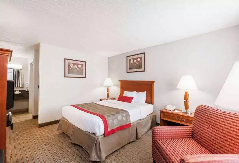 호텔 Ramada By Wyndham New Iberia