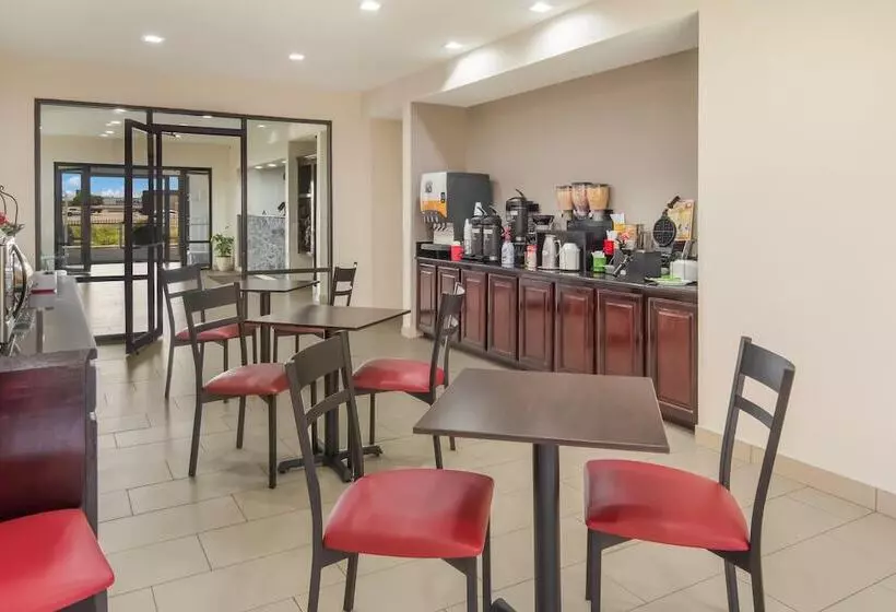 호텔 Red Roof Inn Terrell