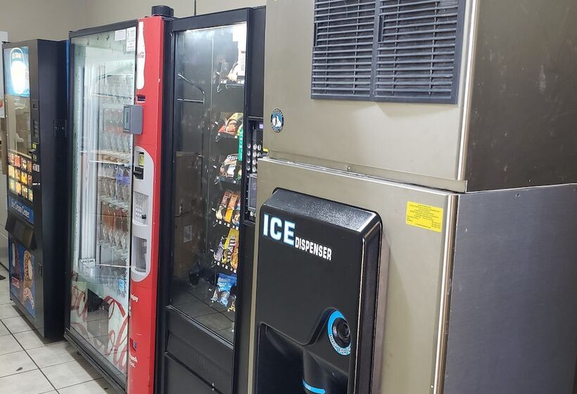 فندق Red Roof Inn Terrell