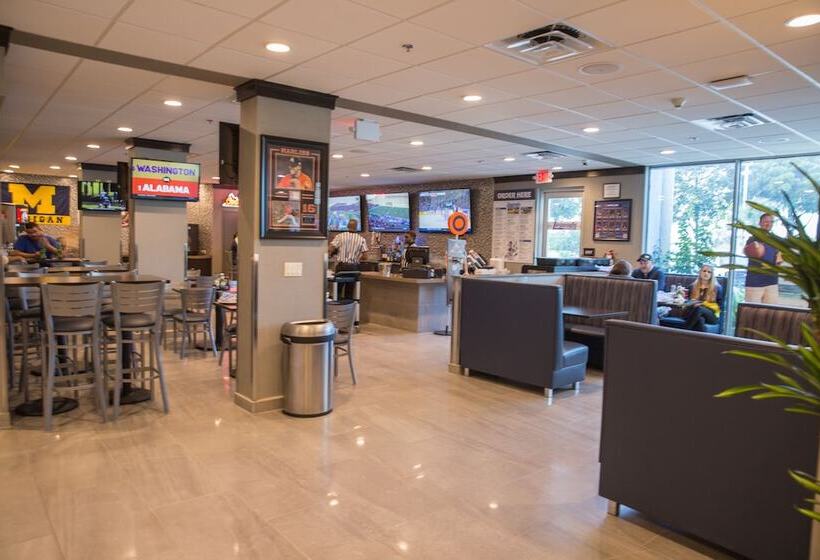 בית מלון כפרי Stadium