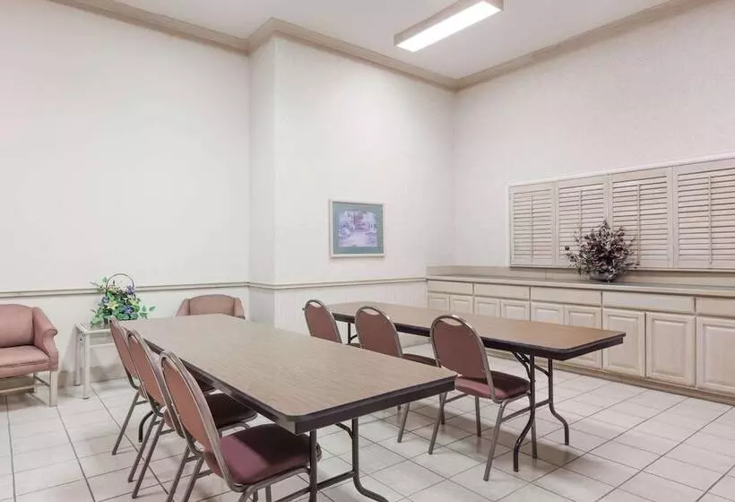 호텔 Super 8 By Wyndham Jasper Tx