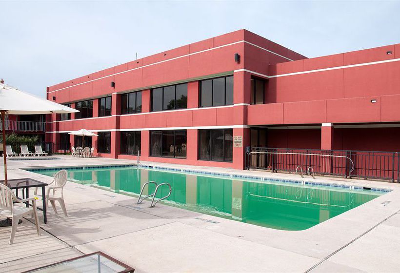 Magnuson Grand Hotel & Conference Center Hammond