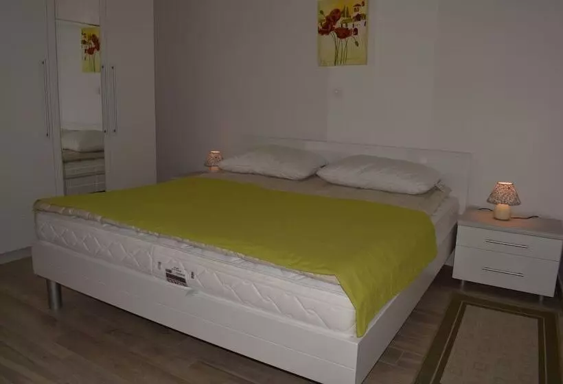 Apartment Blue Dream 1 & 2