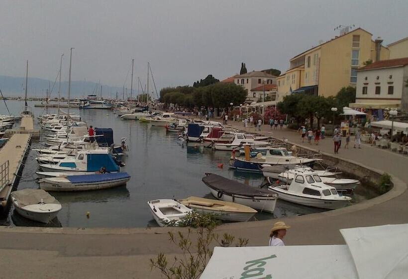 Apartment Blumen Oase