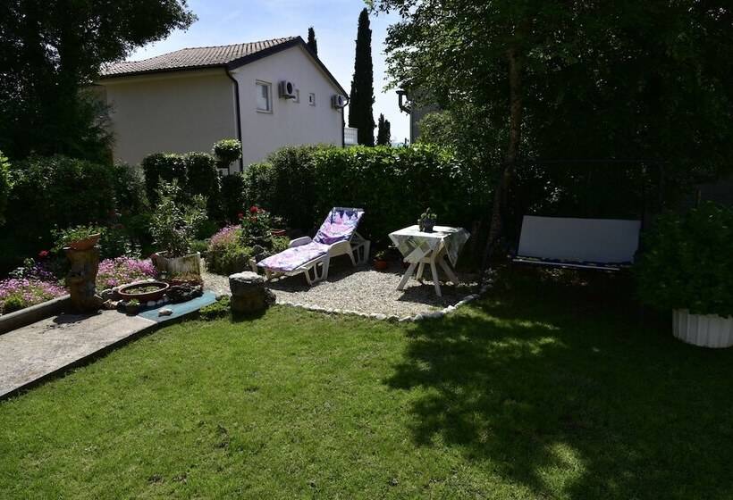 Apartment Blumen Oase