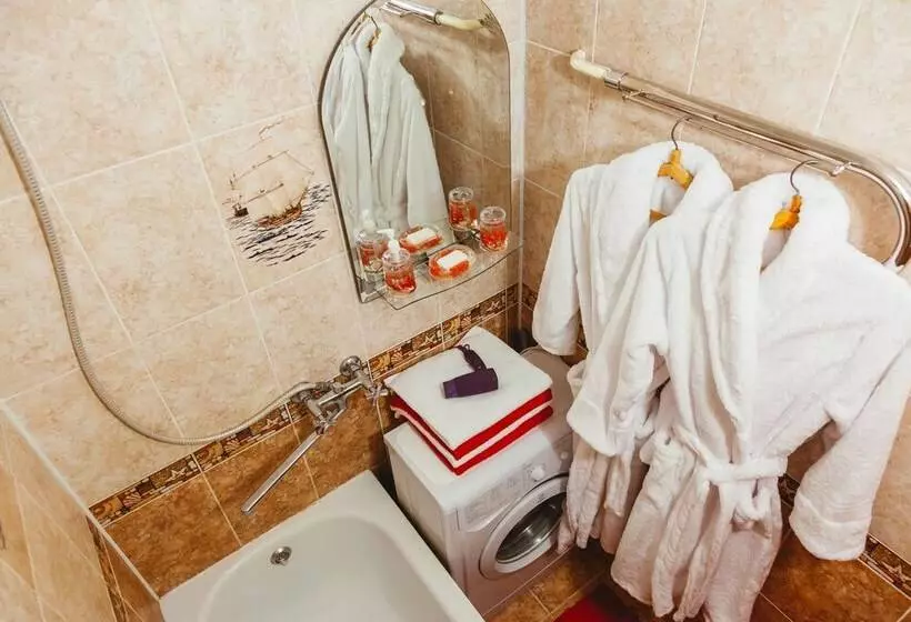 Apartments 5 Zvezd Vozle Tsentralnoy Ploshchadi