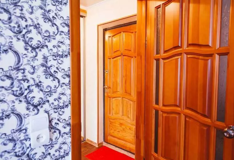 Apartments 5 Zvezd Vozle Tsentralnoy Ploshchadi