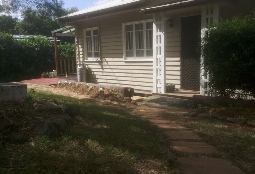 Boonah Cottage