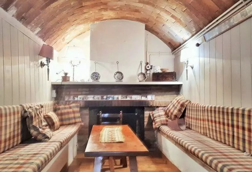 Casa Rural En Albóns A 8 Min De La Playa De La Escala