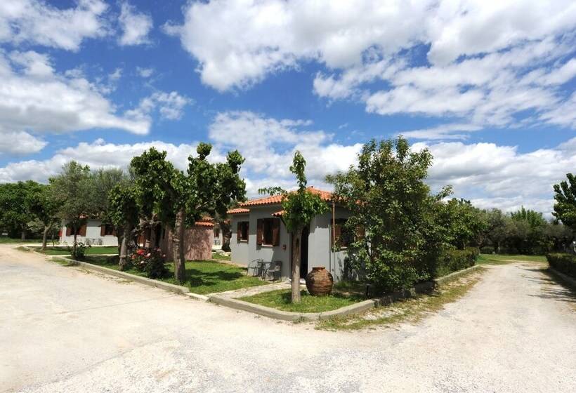 בית מלון כפרי Castle View Bungalows