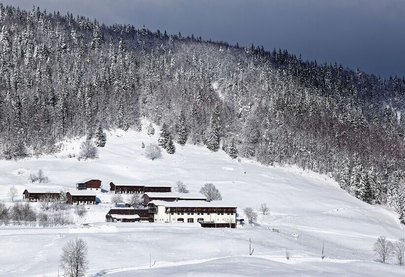 ホテル Club Le Risoux