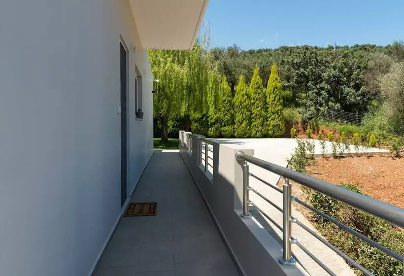Liofyto House Private Garden
