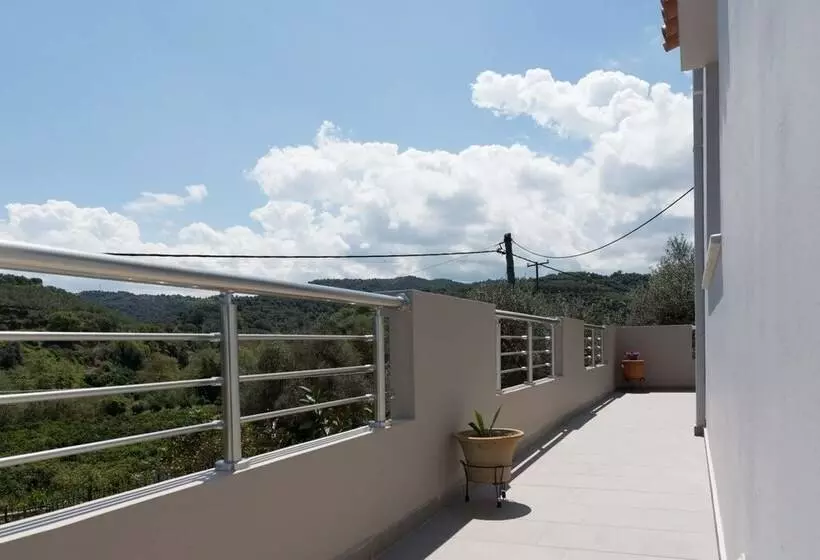 Liofyto House Private Garden
