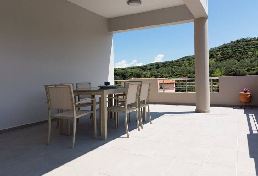 Liofyto House Private Garden