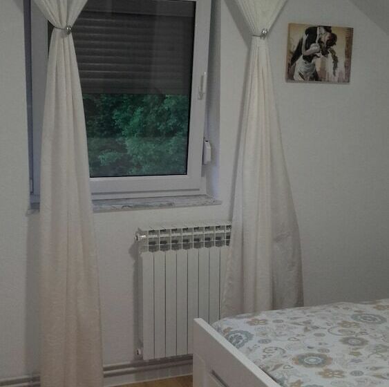 پانسیون Guesthouse Abrlic