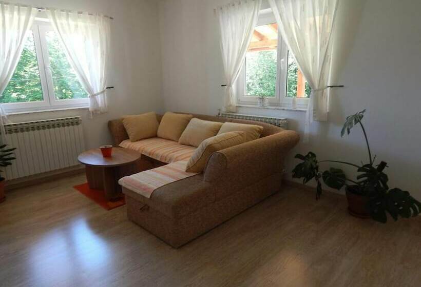 پانسیون Guesthouse Abrlic