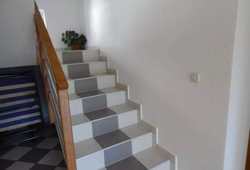 پانسیون Guesthouse Abrlic